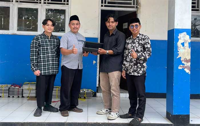MTs Cisarua Girang