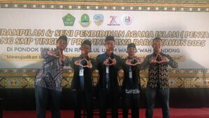 Santri Al Umanaa Raih Juara 1 LCC PAI Jawa Barat, Siap Harumkan Nama Provinsi di Tingkat Nasional