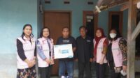 Srikandi PLN Sukabumi Hadirkan Cahaya dan Harapan untuk Warga Cikundul