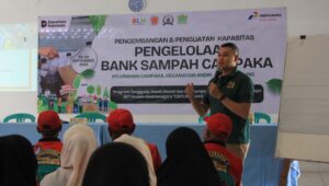 Pertamina Patra Niaga Regional JBB dan Bank Sampah Campaka Ajak Warga Kelola Sampah Anorganik