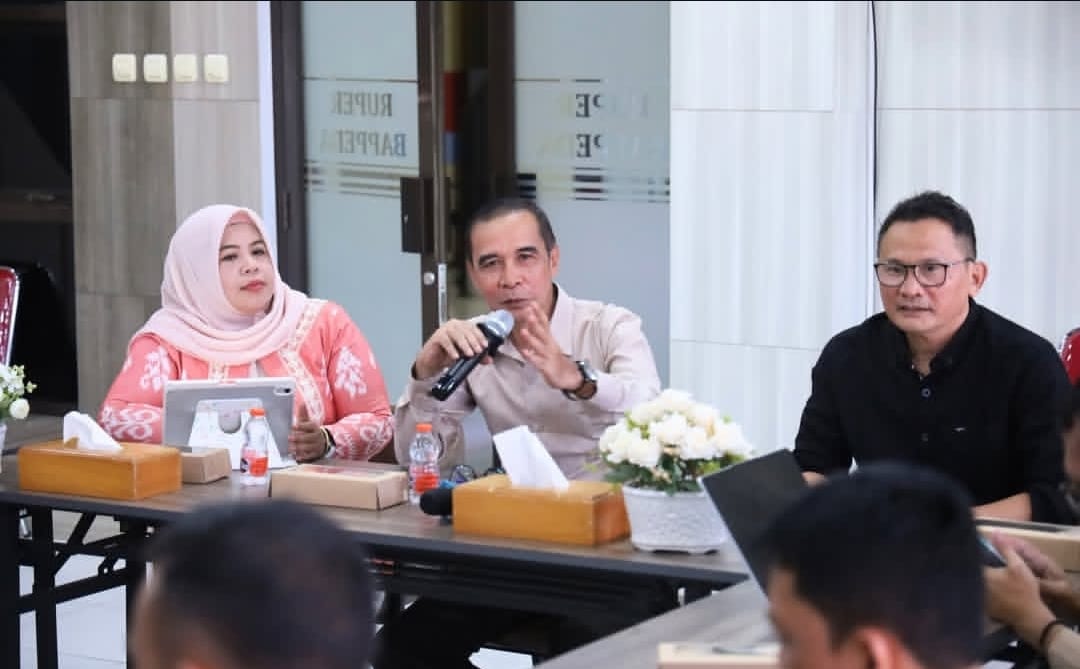 KUNJUNGAN: Bappeda Kota Sukabumi menerima kunjungan kerja dari Bappedalitbang Kabupaten Tanah Bumbu, Kalimantan Selatan, belum lama ini.(FT: IST)
