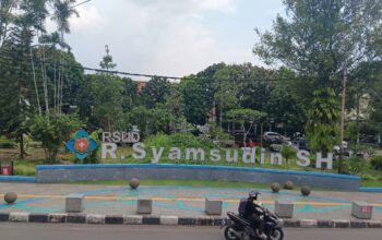 LENGGANG: Kondisi RSUD R Syamsudin SH Kota Sukabumi, saat keadaan lenggang, Jumat (17/10).