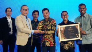 Pertamina Patra Niaga Regional JBB Raih Penghargaan ESG Lewat Program Desa Energi Berdikari