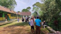 Tiga Kelas SDN Gunungbatu Dibongkar, Warga Bergerak Demi Keselamatan Anak