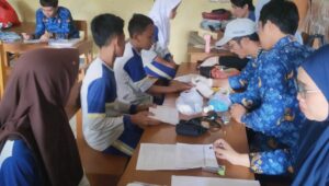 Puskesmas Kalibunder Jemput Bola, Edukasi Hidup Sehat ke Pelajar Desa