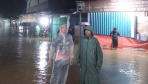Hujan Deras Picu Longsor dan Banjir di Sukabumi, Belasan Jiwa Mengungsi