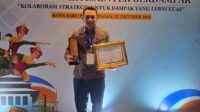 STIKes Sukabumi Raih Silver Winner Laporan Kerja Sama Terbaik dari LLDIKTI Wilayah IV Tahun 2025