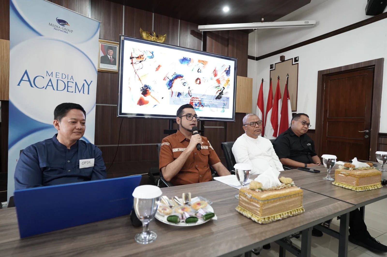BIMBINGAN TEKNIS: BKPSDM Kota Sukabumi ini saat menggelar pengembangan komunikasi publik di Ruang Pertemuan Setda, Rabu (22/10).