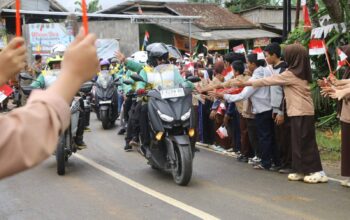 Pemerintah Kabupaten Sukabumi kembali menggelar kegiatan bertajuk Touring Ngabumi Session 4 dengan tema “Kanya’ah ka Rahayat, Mubela ka Lemah Cai Sukabumi.” Kegiatan ini berlangsung selama dua hari, Sabtu hingga Minggu (25–26 Oktober 2025)