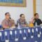 SAMBUTAN : Sekda Kabupaten Sukabumi, Ade Suryaman saat Rakoor Percepatan Akses Keuangan Daerah, yang diselenggarakan oleh Bagian Perekonomian Setda Kabupaten Sukabumi, di Aula Disnakertrans Kabupaten Sukabumi.