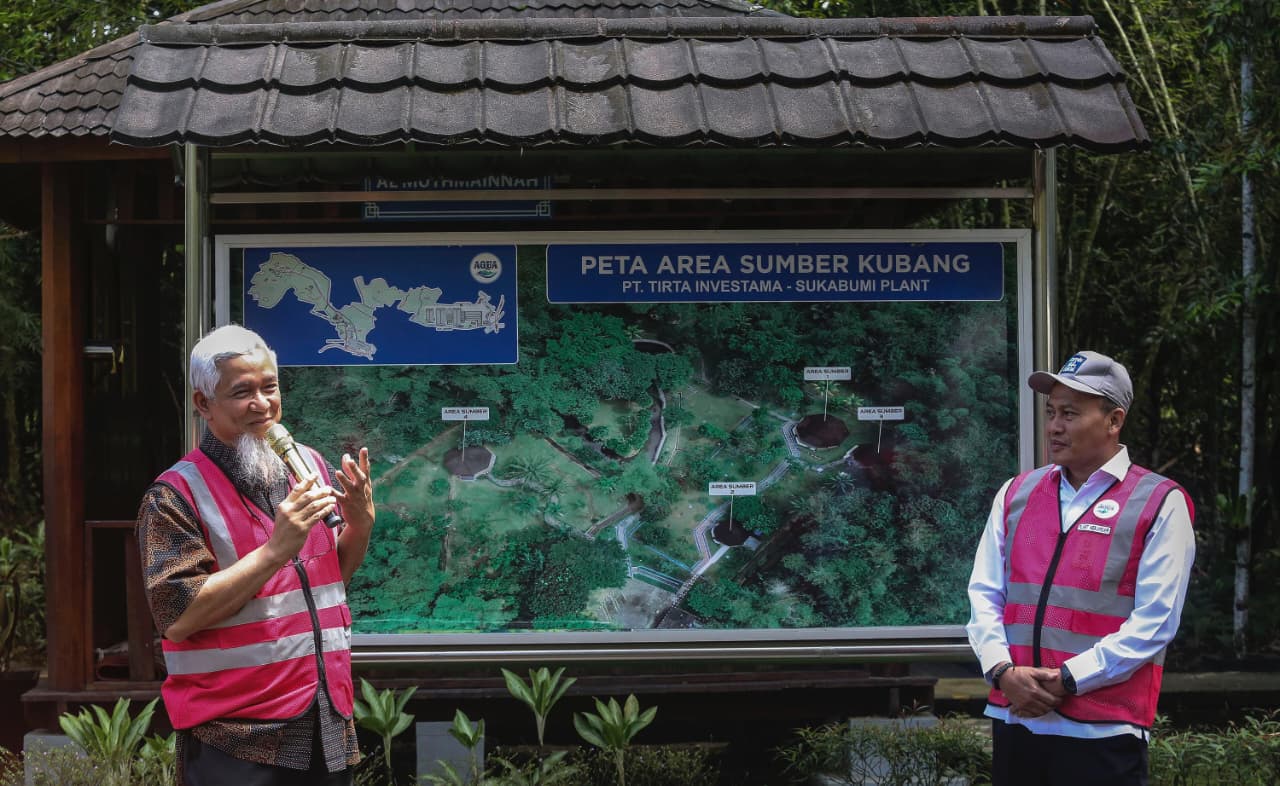 Badan Perlindungan Konsumen Nasional (BPKN) melakukan kunjungan kerja ke Pabrik AQUA Mekarsari di Kabupaten Sukabumi