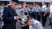 Kadisdik Jabar Lantik 383 Siswa SMAN 14 Bandung sebagai Taruna, Purwanto: Bukti SMA Juga Bisa!