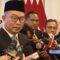 Prof. Arif Satria menyampaikan keterangan seusai dilantik oleh Presiden RI Prabowo Subianto sebagai Kepala Badan Riset dan Inovasi Nasional (BRIN) di Istana Negara, Jakarta, Senin (10/11/2025).