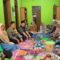 Kepala DP3A Kabupaten Sukabumi, Agus Sanusi, mendampingi Wakil Bupati Sukabumi, Andreas saat berkunjung ke rumah korban bullying siswi MTsN Cikembar.
