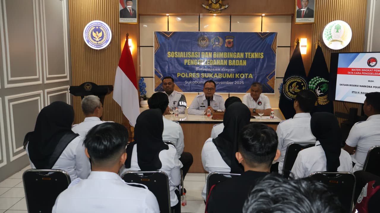 BIMTEK: Lapas Kelas IIB Sukabumi saat menggelar Bimtek Penggeledahan Badan bekerja sama dengan Satnarkoba Polres Sukabumi Kota, di Aula Lapas, Rabu (5/11).
