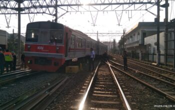 Pemerintah berencana memperluas jaringan kereta rel listrik (KRL) hingga ke Sukabumi dan Cikampek mulai tahun depan.