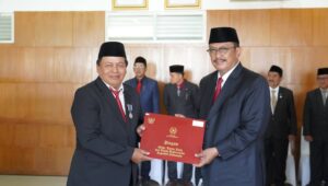 100 PNS Kabupaten Sukabumi Terima Satyalancana, Bupati: Tingkatkan Pelayanan Publik