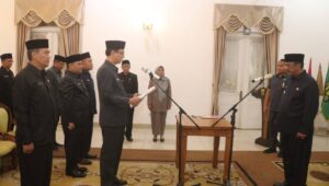 dr. Asep Suherman Resmi Jabat Direktur RSUD Sekarwangi, Dilantik Bersama Tiga Pejabat Lain