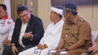 A Yamin Dampingi Gubernur Jabar di Pelantikan DPC Apdesi Merah Putih Sukabumi