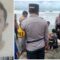 Polisi mengonfirmasi identitas wisatawan yang tenggelam di Pantai Karanghawu, Kecamatan Cisolok, Kabupaten Sukabumi, pada Sabtu pagi, 28 Desember 2025. Korban diketahui merupakan warga negara asing (WNA) asal Afganistan berstatus imigran pencari suaka di bawah naungan UNHCR.