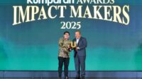 Konsisten Perkuat Ekonomi Kerakyatan, BRI Raih Penghargaan Impactful Grassroots Economic Empowerment
