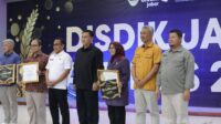 Perdana! Disdik Jabar Awards 2025, Berikut Daftar Unit Kerja dan Pegawai Penerima Penghargaan