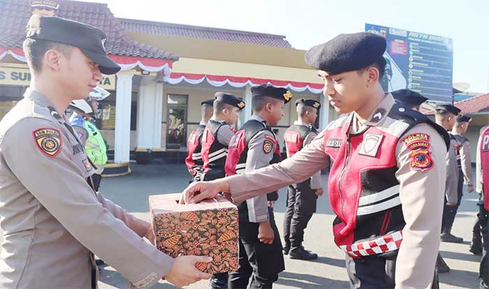 Polres Sukabumi Kota kembali menggelar program Kamis Shodaqoh Jumat Berbagi (Kasogi) sebagai wujud kepedulian terhadap warga kurang mampu.