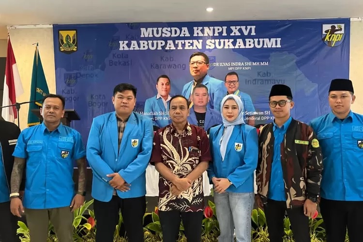 Jajaran DPD KNPI Kabupaten Sukabumi kubu Gilang Gusmana saat foto bersama, usai Musda ke XVI (Dok. DPD KNPI Kabupaten Sukabumi)