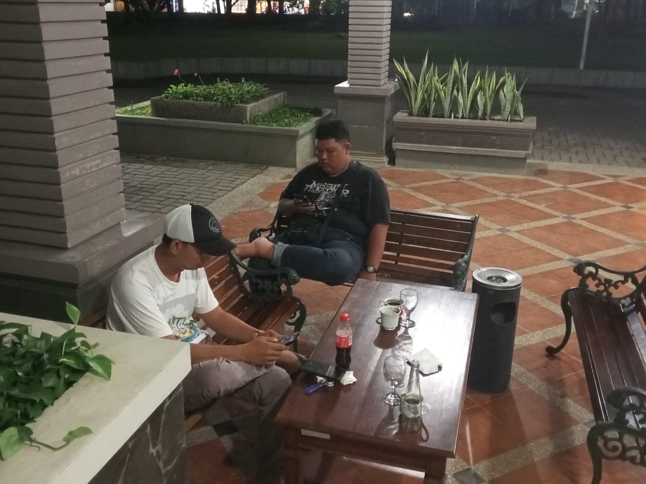 Gempa bumi dengan magnitudo 5.0 mengguncang wilayah Barat Daya Mandailing Natal, Sumatera Utara, pada hari Selasa (2/12/2025) pukul 20:16:25 WIB.