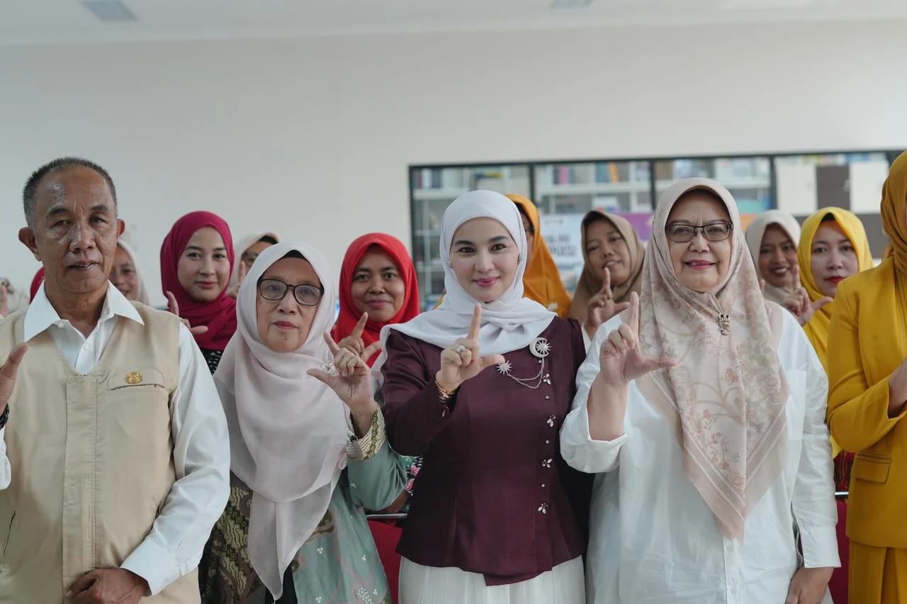 SOSIALISASI: Dispusipda bersama TP-PKK Kota Sukabumi, menggelar sosialisasi literasi keluarga yang diikuti kader dari 7 kecamatan dan 33 kelurahan, Rabu (3/12).
