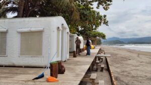 Pantai Citepus Sukabumi Disulap Jadi Glamping Warga Korea, Akses Publik Terancam!