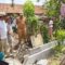 Pemerintah Kelurahan Subangjaya saat memantau realisasi pembangunan Program P2RW, Senin (15/12).(FT: IST)