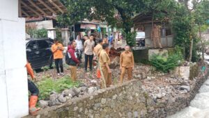Layanan Kesehatan Lumpuh, Banjir Rendam Puskesmas Palabuhanratu