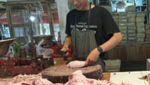 Harga Ayam Broiler di Sukabumi Tembus Rp37 Ribu per Kilogram