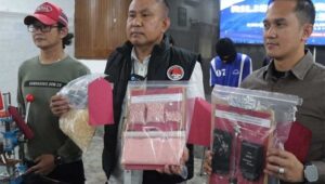 Polisi Bongkar Pabrik Pil Ekstasi Rumahan di Kota Sukabumi