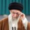 Pemimpin Tertinggi Iran Ali Khamenei menghadiri putaran kedua pemilihan parlemen ke-12 Iran di Teheran, Iran, 10 Mei 2024. 