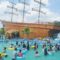 BERKUNJUNG: Sejumlah pengunjung saat bermain di SantaSea Water Theme Park Kota Sukabumi, belum lama ini.