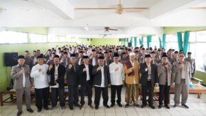 Sekda Sukabumi Lantik 37 Pengurus DPD FKPQ