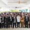 DILANTIK : Sekda Kabupaten Sukabumi, Ade Suryaman, saat melantik pengurus DPD FKPQ Kabupaten Sukabumi masa bakti 2025–2030 di Gedung Pendopo Sukabumi pada Selasa (6/1).