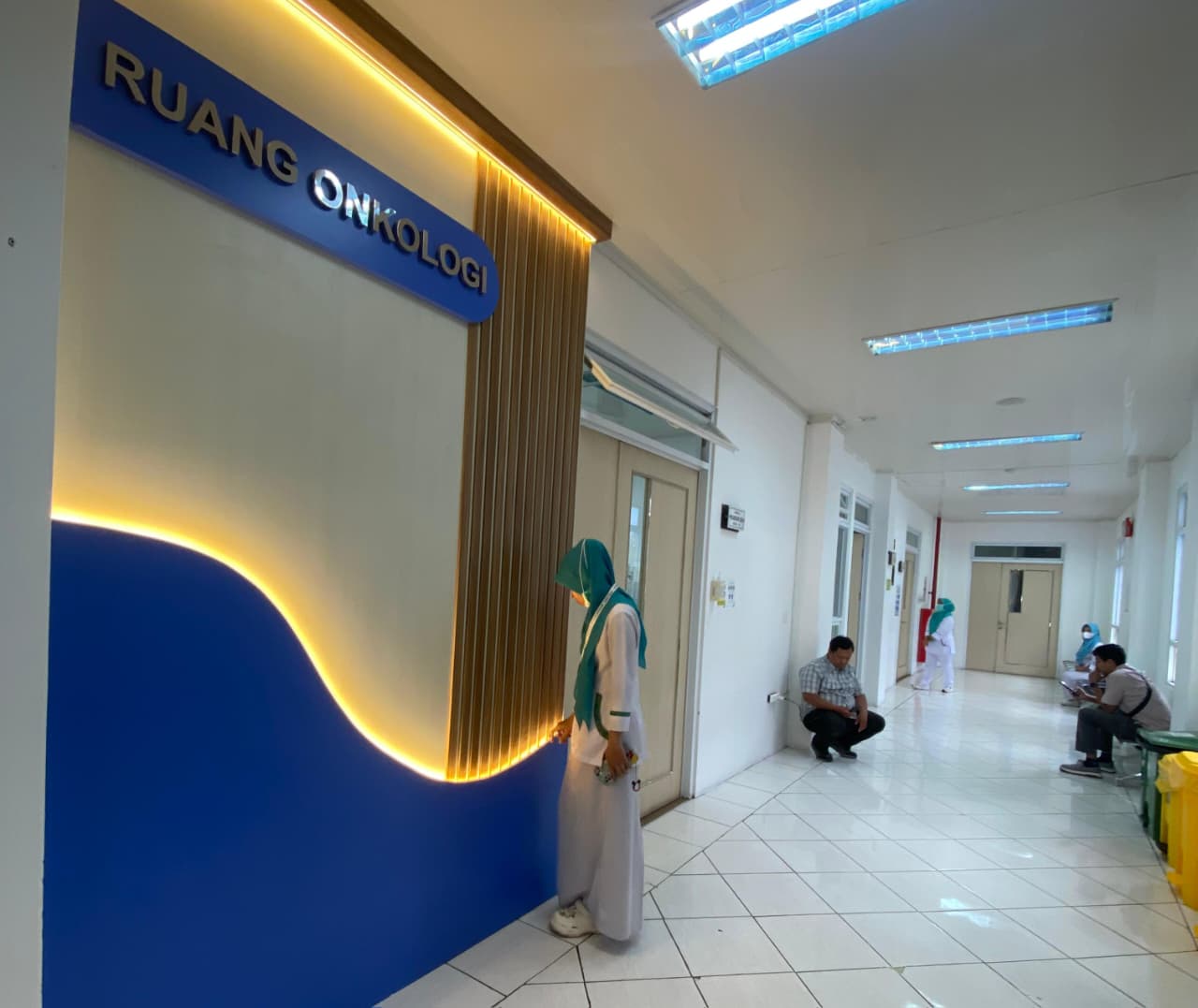 RESMI BEROPRASI: Kondisi layanan kemoterapi sebagai bentuk peningkatan pelayanan medis di RSUD R Syamsudin SH, Kamis (8/12).