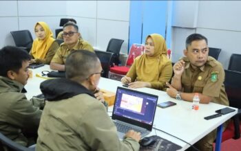 Bappeda Kota Sukabumi mulai mematangkan konsep rehabilitasi Gedung Aher. Tidak hanya perbaikan fisik, rehabilitasi juga menekankan aspek fungsi, keselamatan, dan estetika agar gedung dapat dimanfaatkan secara optimal dan mendukung wajah perkotaan. Dengan perencanaan matang, Gedung Aher diharapkan menjadi infrastruktur representatif bagi Kota Sukabumi.
