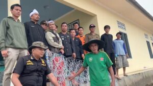 BPBD Sukabumi Salurkan 50 Boronjong untuk Antisipasi Longsor di Sungai Cidadap