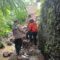Petugas gabungan melakukan assessment di lokasi longsor yang merusak dua rumah di Perumahan Griya Padaasih, Kampung Cicohag RT 45/RW 10, Desa Padaasih, Kecamatan Cisaat, Kabupaten Sukabumi, Jumat (23/1/2026).