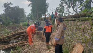 Sehari, 7 Kejadian Bencana Landa Sukabumi: Longsor, hingga Penemuan Mayat