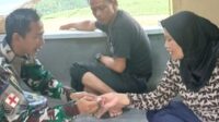 Tim Kesehatan TMMD Ke-127 Kodim 0624 Berikan Pelayanan dan Pengobatan Warga Desa Cipelah