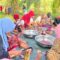 Warga pengungsian di Kecamatan Sawang, Aceh Utara, tetap merayakan tradisi Mak Megang berkat bantuan sapi dari Gerakan Anak Negeri. Tradisi makan bersama jelang Ramadan ini menjadi simbol kebersamaan dan harapan di tengah kondisi sulit.