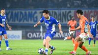 Satu Gol, Satu Kartu Merah: Kisah Babak Pertama Persib Melawan Ratchaburi di ACL 2