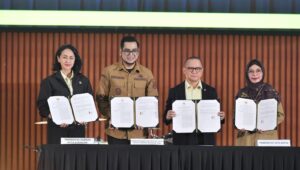Dies Natalis UI ke-76, Pemkot Sukabumi Tandatangani MoU Strategis