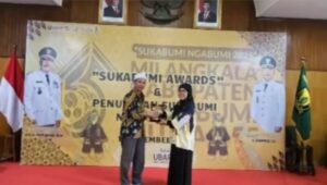 DLH Kabupaten Sukabumi Anugerahkan Adiwiyata kepada 10 Sekolah Berprestasi