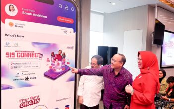 SISTERNET: (Ki-ka) Direktur & Chief Regulatory Officer XLSMART, Merza Fachys, Kepala Badan Pengembangan SDM KemKomdigi RI, Boni Pudjianto, dan Deputi Bidang Perlindungan Hak Perempuan KPPPA RI, Desy Andriani dalam acara peluncuran fitur Aplikasi dan website Sisternet terbaru kolaborasi dengan Komdigi dan KemenPPPA di XLSMART Tower Jakarta Selatan, Selasa (10/2).